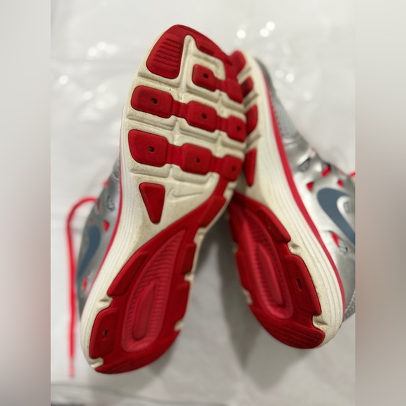Nike Dual Fusion Running Shoes Silver Red Volt Women’s Size 8 - Picture 9 of 12
